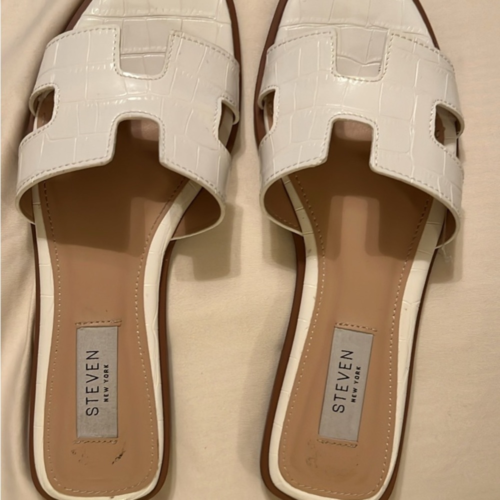 Steve Madden White Croc-Embossed Slide Sandals